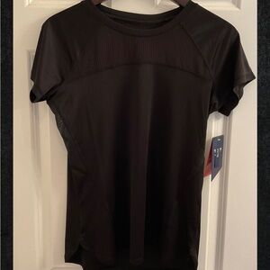 Reebok Thrive Mixed Mesh Short Sleeve Top - NWT - Size Small - Black